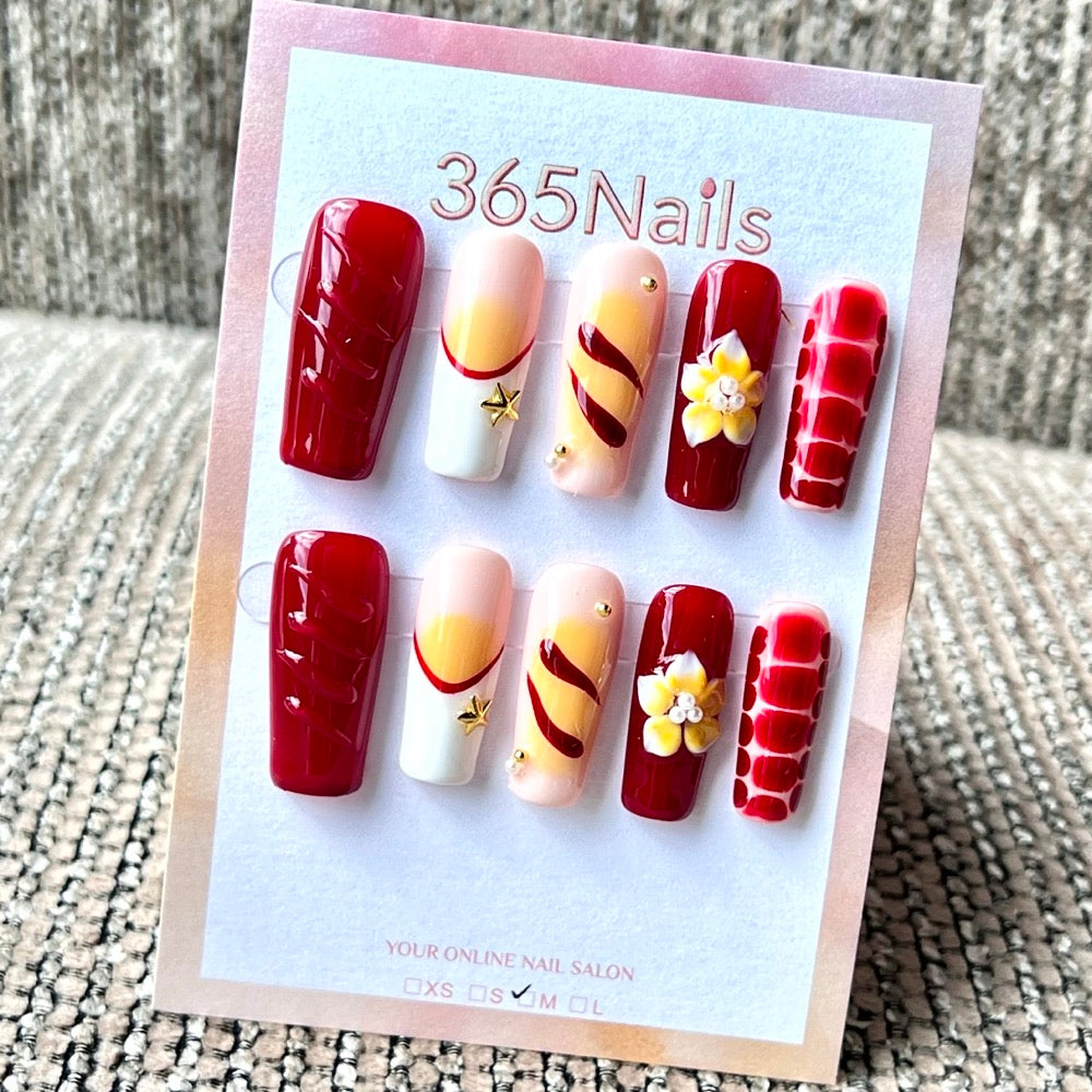 365nails: "Scarlet Sunflower" – Handmade Medium Square Press-On Nails