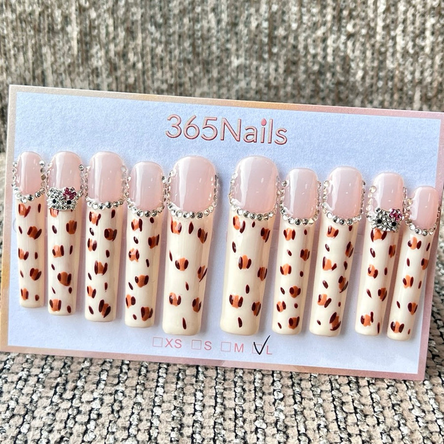 365nails 수제 롱 사다리꼴형 프레스온 네일 — 레오파드 프린트 라인스톤