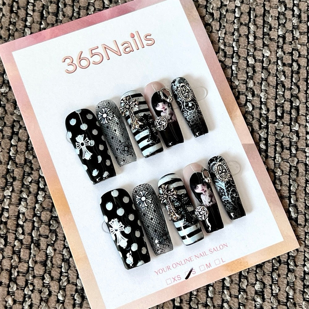 Noir Muse - Black Silver Graphic Square Press-On Nails