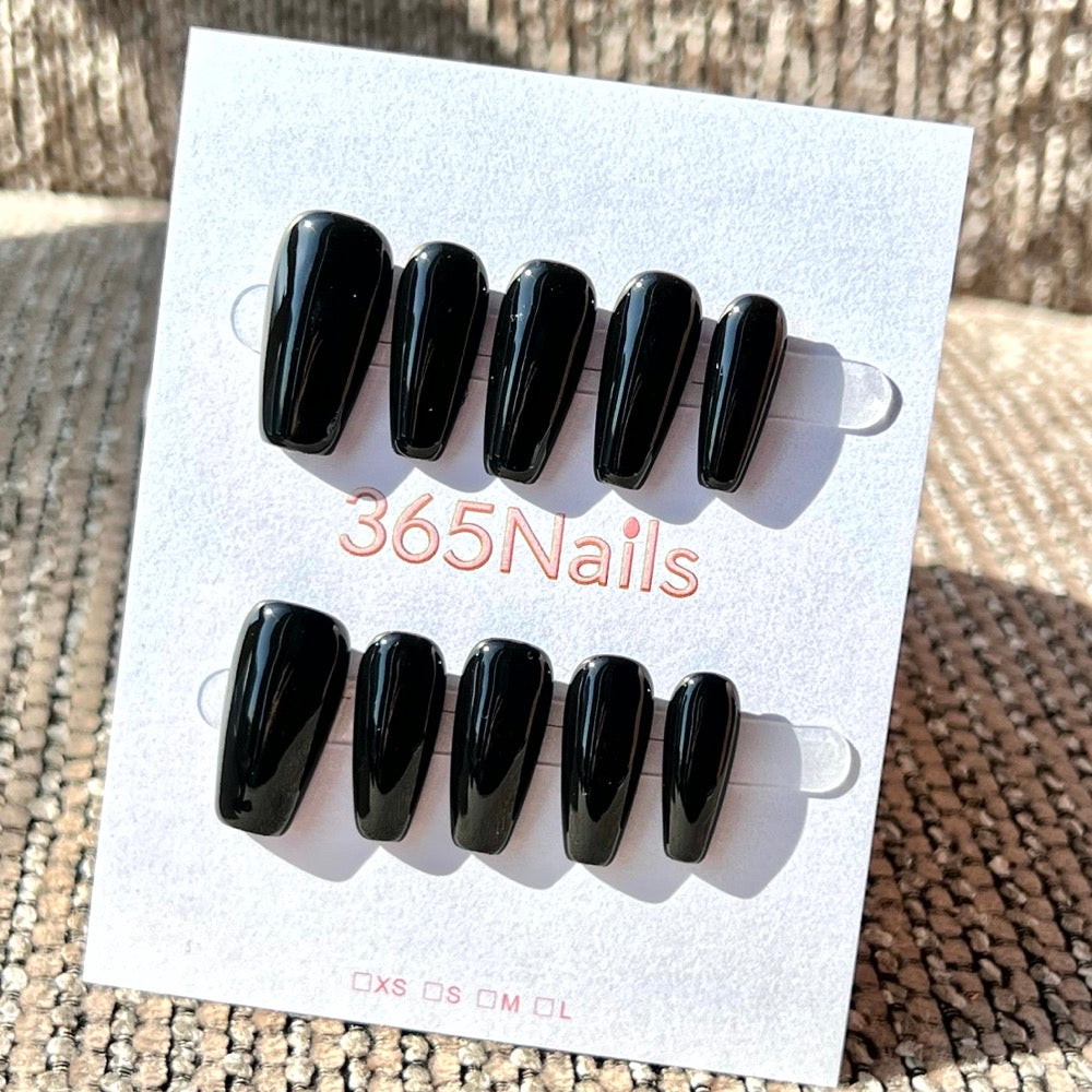 "Preto Meia-Noite" - Unhas Postiças Sólidas Artesanais (8 Formatos Disponíveis)