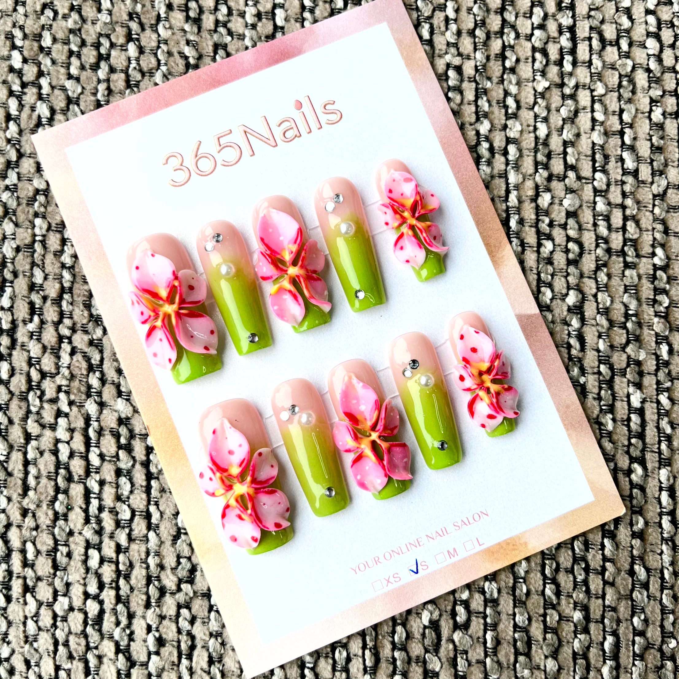 Orquídea de Primavera: "Pétala de Jade" – Unhas Postiças Longas em Formato Caixão