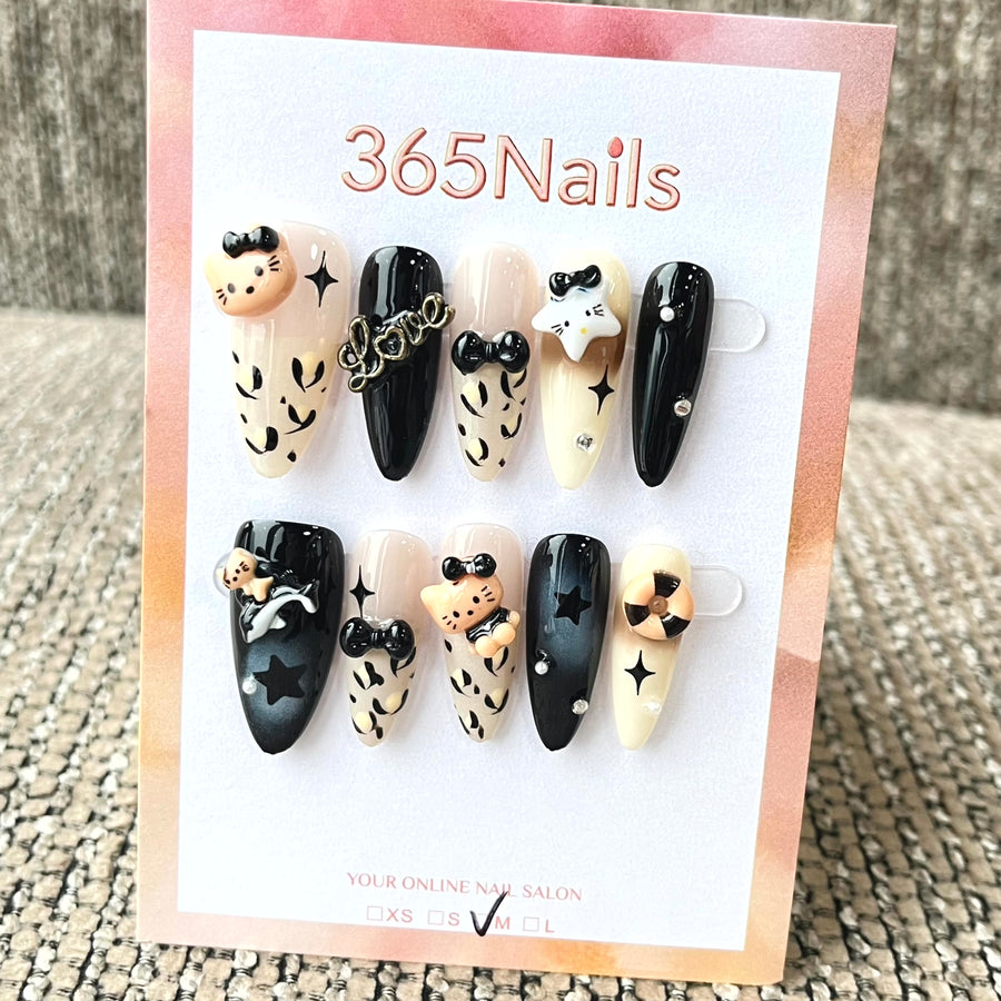 365nails: "Gothic Lolita" – 3D Bear & Star Handmade Almond Nails