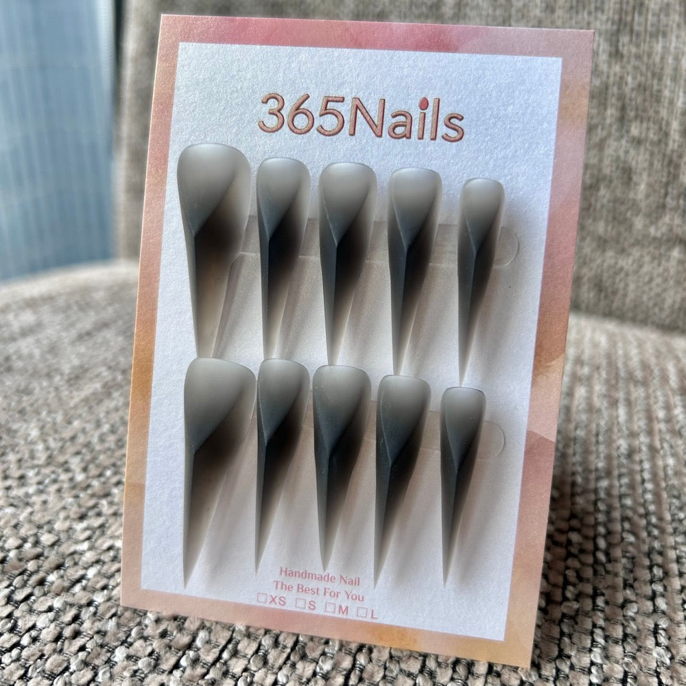 Unhas Postiças Fosco Sombra de Névoa Garra de Dragão Estilete｜Gradiente Cinza Fosco｜Série Dragão Artesanal Premium 365Nails