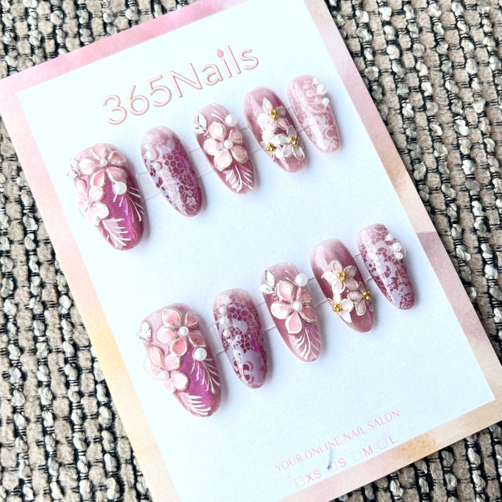 365nails: "Crimson Bloom" – 3D 플로럴 수제 미디엄 아몬드형 네일