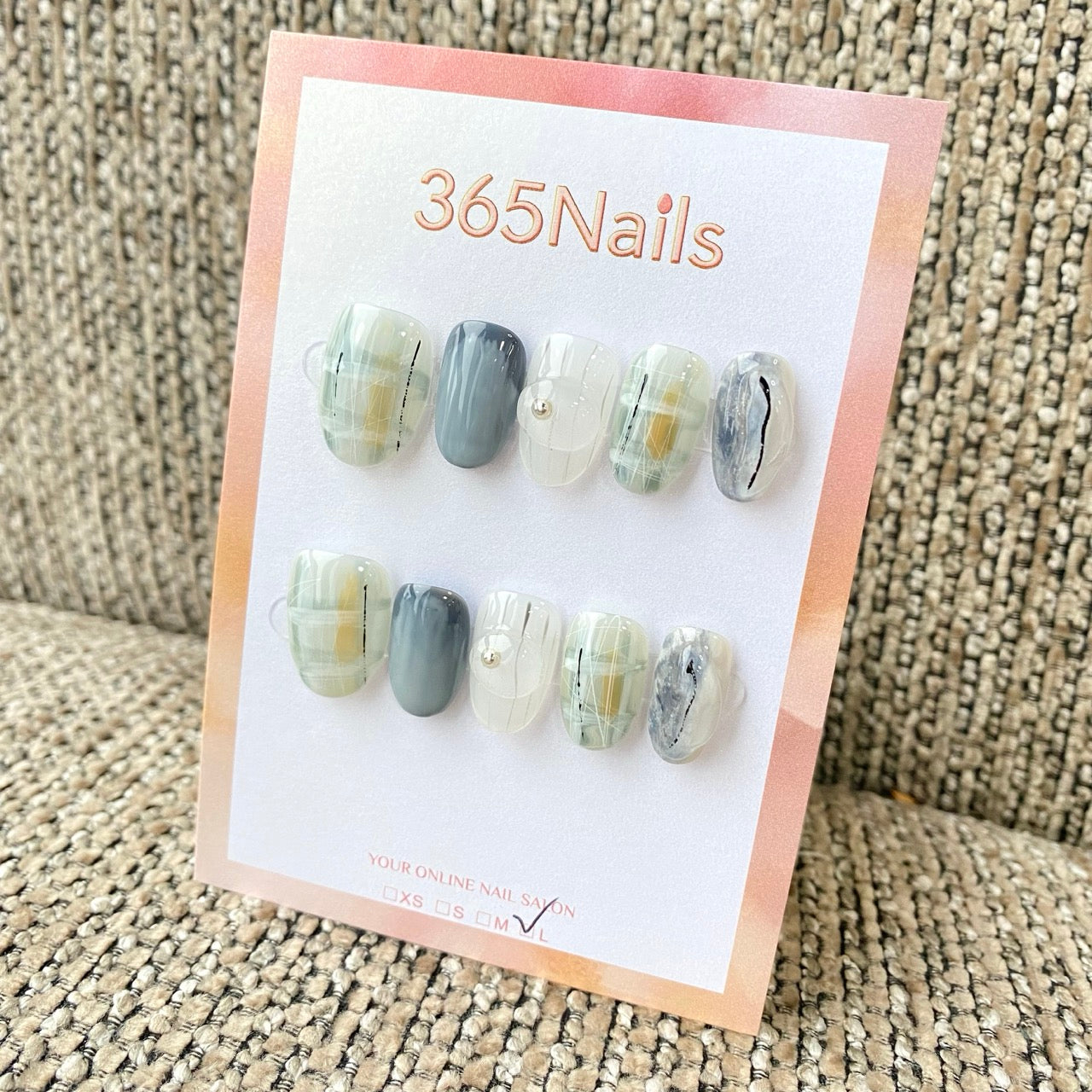 365nails: "Mint Grey Marble Pearl" – handmade press-on nail