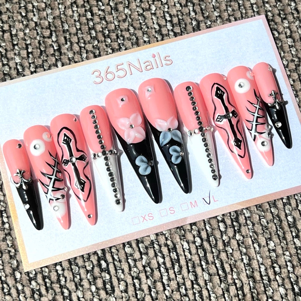 365nails: "Gothic Bloom" – 3D 플로럴 & 십자가 수제 롱 스틸레토형 네일