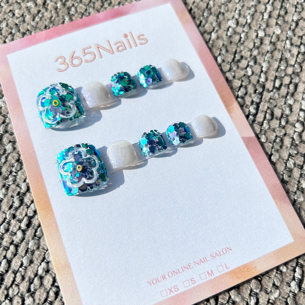 365nails: "galaxy glitter flower" – handmade press-on toenails / pedicure