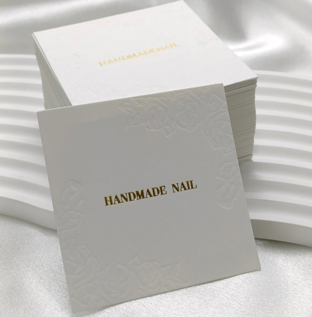 穿戴甲私人品牌包裝客製化 | 貼紙＋現貨塑膠盒 | 紙盒顏色/Logo 客製化