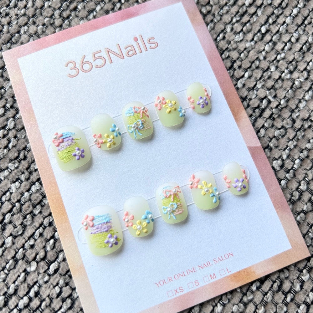 Sweet & Dopamine: "Pastel Tweed Garden" – Matte Yellow Base, Textured Oil Painting, 3D Flowers & Bows Short Nails