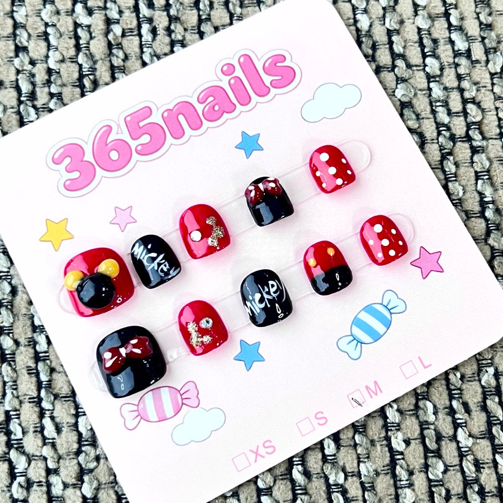 365nails: "Cartoon Magic" – 3D 미키마우스 & 리본 수제 숏 스퀘어형 네일