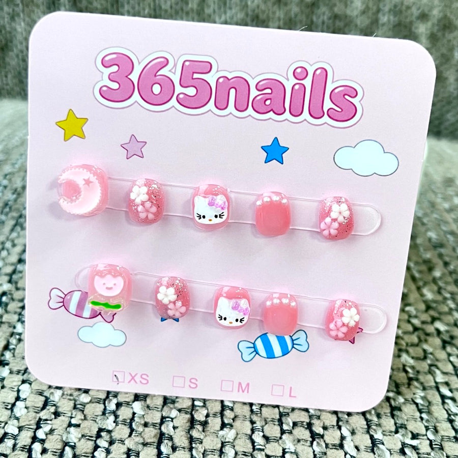 365nails: "Kitty Paw" – 3D Character & Cat Paw Handmade Short Square Nails