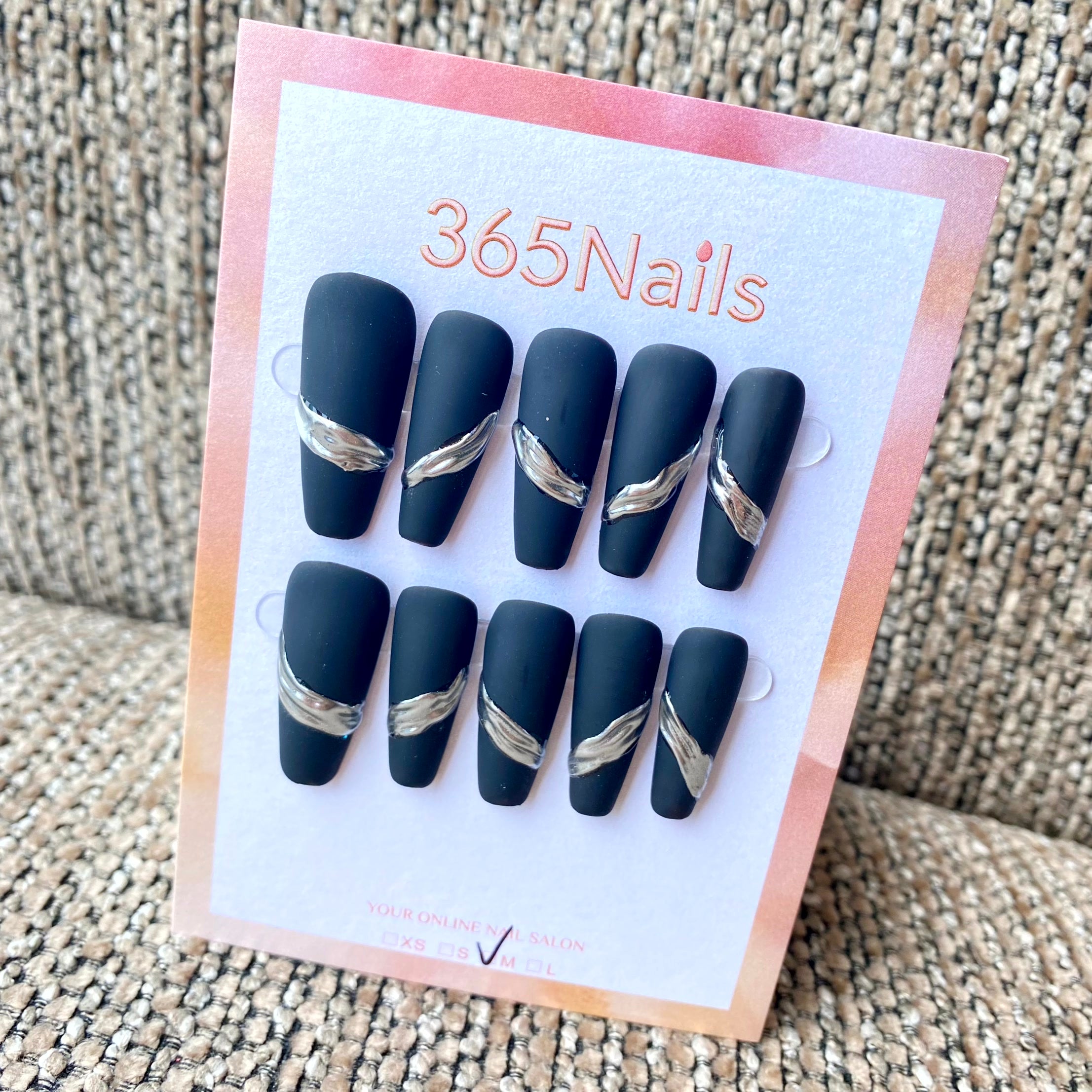 365nails: "Silk Wrap Noir" – Coffin Handmade Press-On Nails