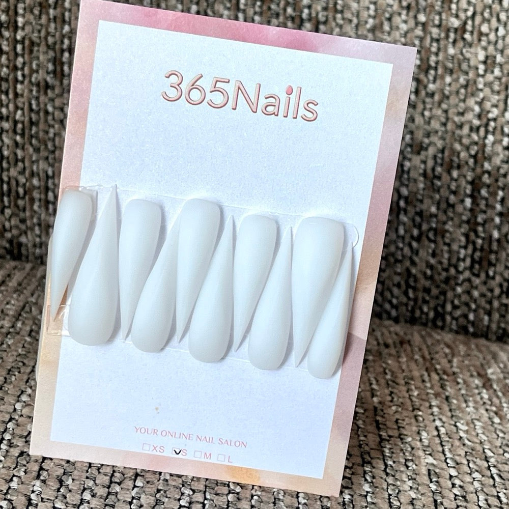 Porcelain Current - White Wave Press-On Nails