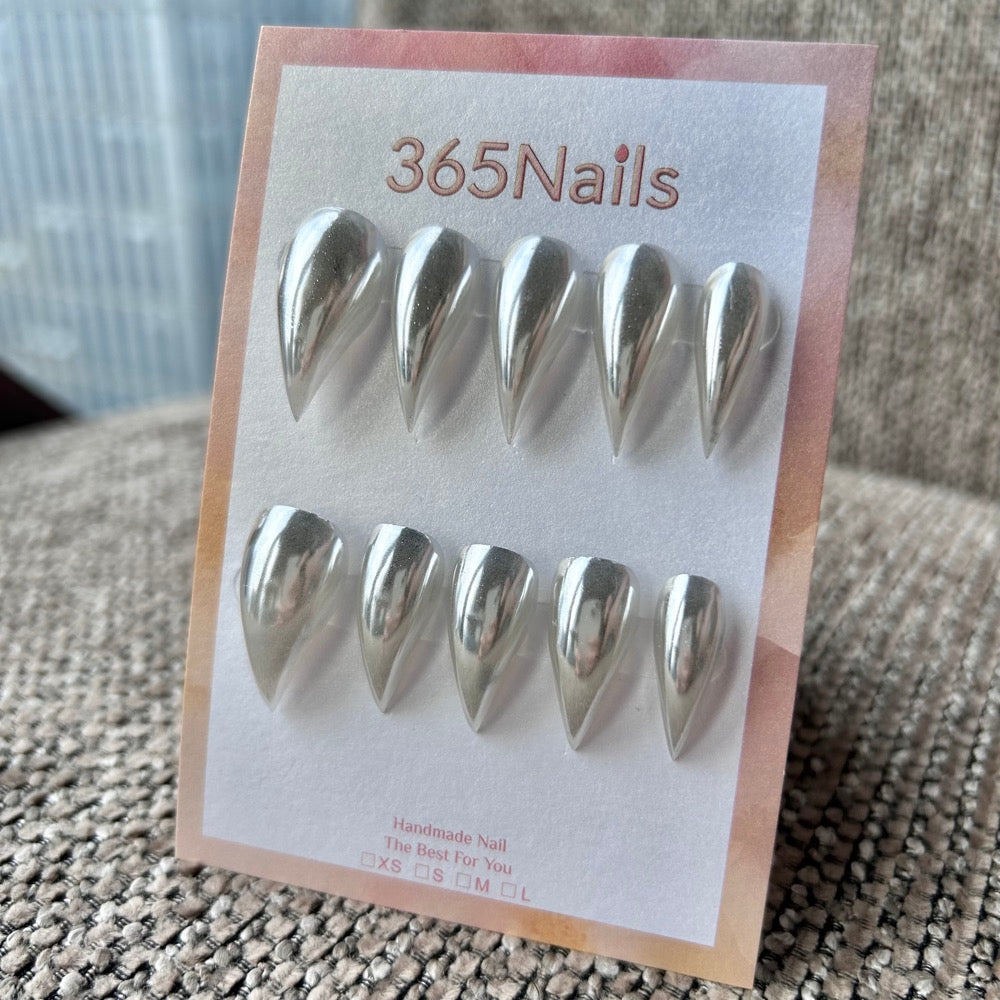 Liquid Silver Dragon Claw Stiletto High‑Shine Chrome｜365Nails Premium Handmade Dragon Nail