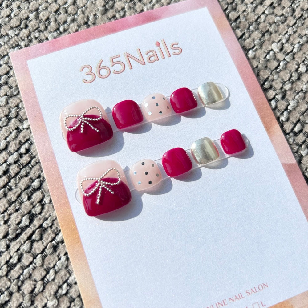 365nails: "retro velvet bow" – handmade press-on toenails / pedicure