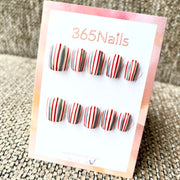 365nails: "해양 랩소디" – 손으로 그린 스트라이프 수제 숏 스퀘어형 네일