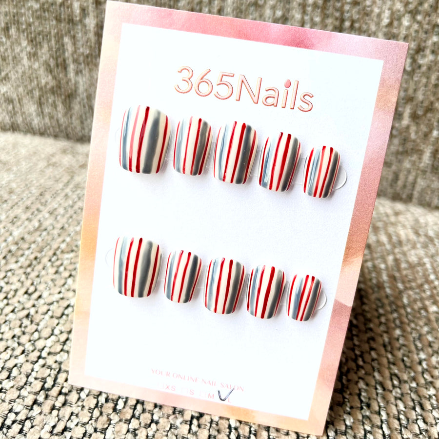 365nails: "Nautical Rhapsody" – Hand-Painted Stripe Handmade Short Square Nails