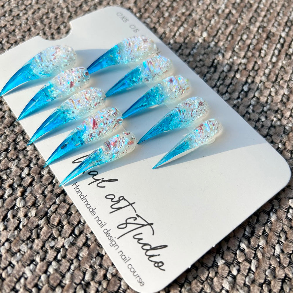 Aurora Ice Slush Press On Nails｜Clear Blue Crystal Long Stiletto
