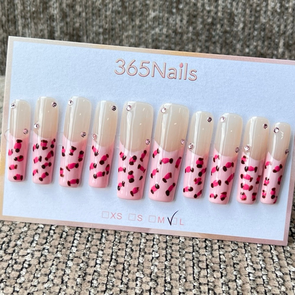 365nails: "Lady Luck" – 3D Heart Handmade Coffin Nails