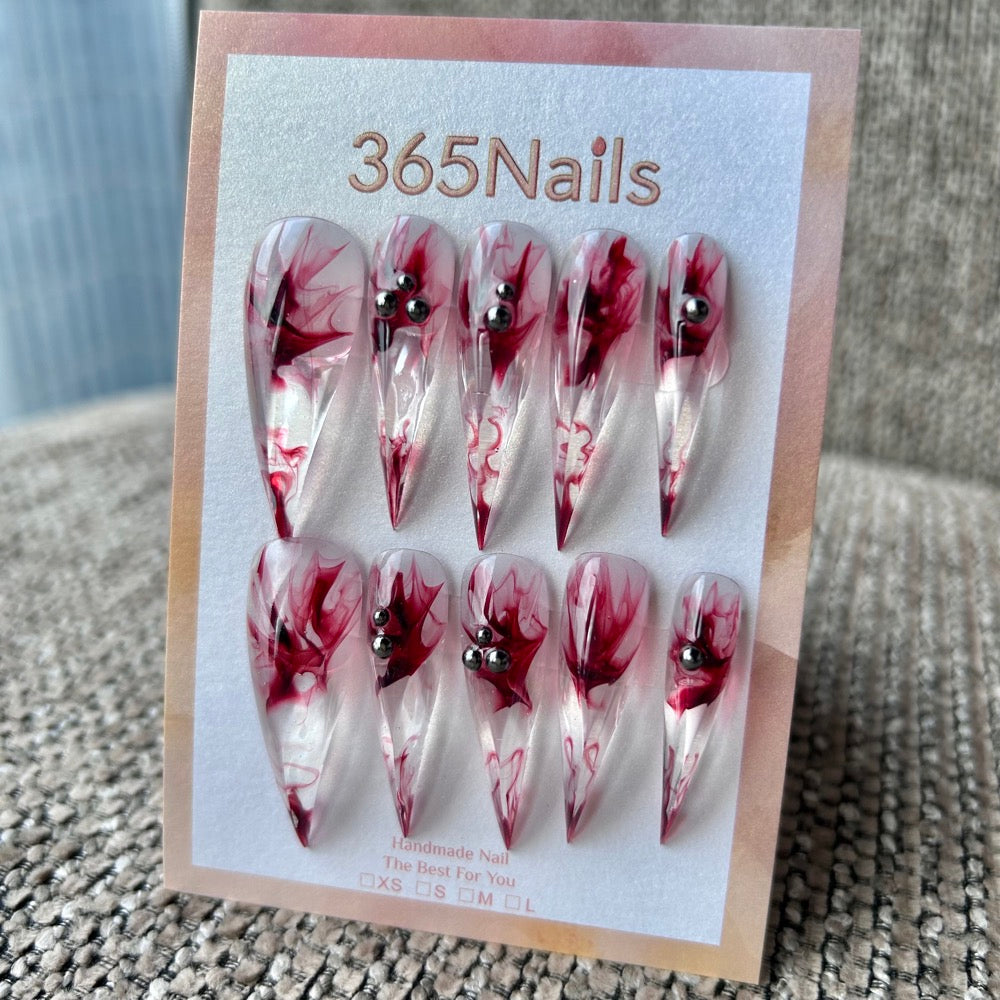 血玫瑰龍爪尖形透明果凍／紅色墨水大理石紋與金屬鉚釘｜365Nails 頂級手工製 龍爪甲