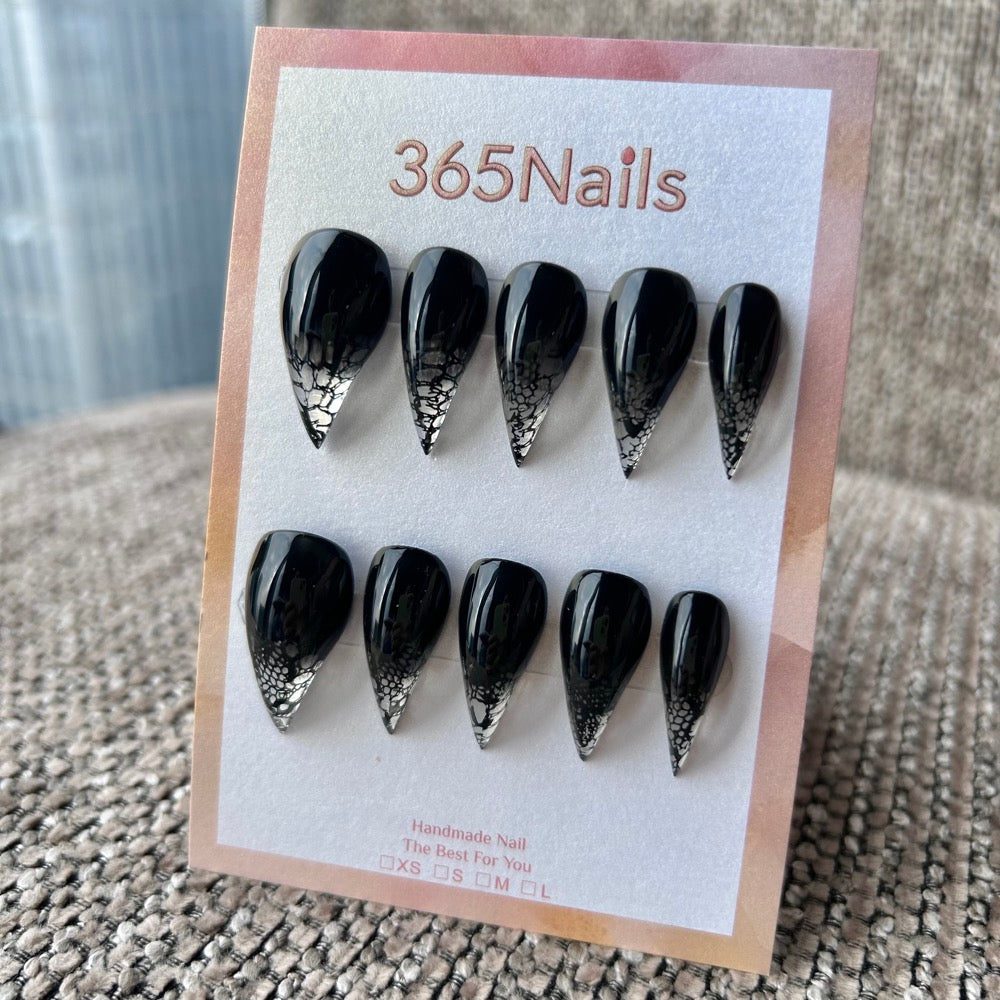 Midnight Serpent Dragon Claw Stiletto Glossy Black with Silver Snake Tips｜365Nails Premium Handmade Dragon Nails