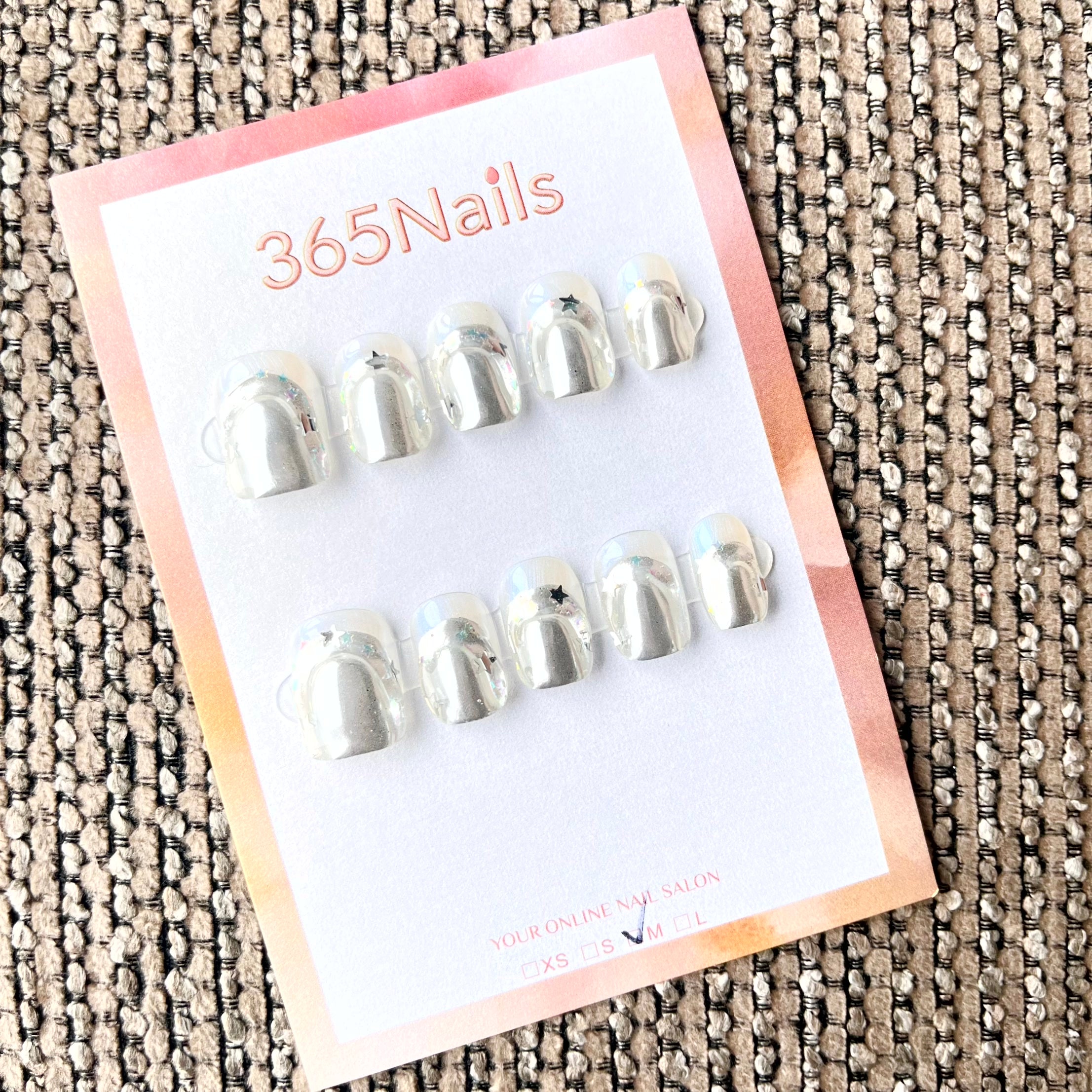 365nails: 별빛 키스 – 유광 크롬 수제 숏 스퀘어형 네일