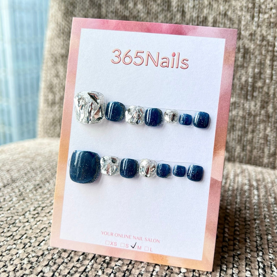 365nails: "starry deep blue & crushed diamonds" – handmade press-on pedicure
