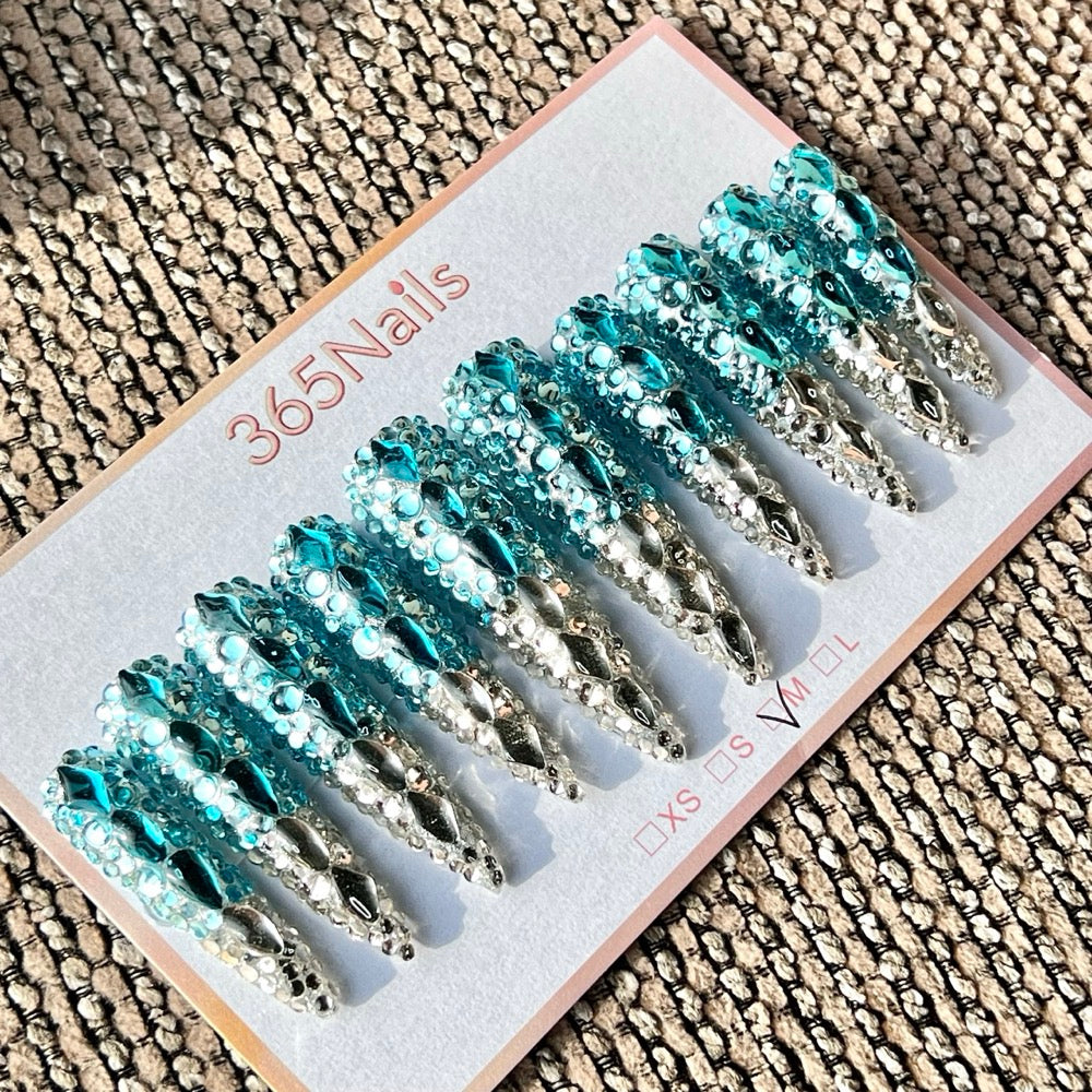 365nails：藍銀水鑽 — 手工製 長款 尖形 穿戴甲