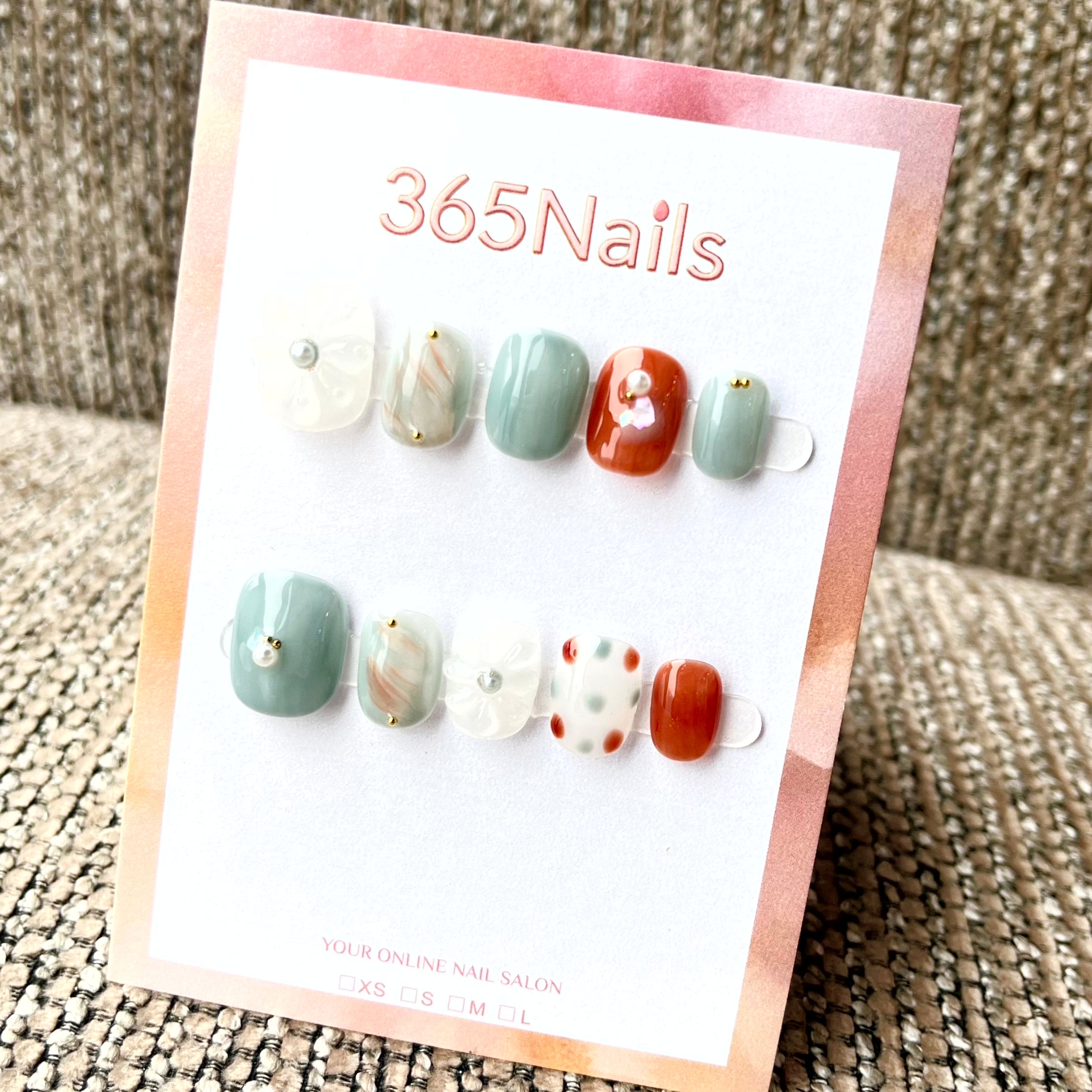 365nails: "비취와 앰버" – 3D 플라워 & 마블 수제 숏 스퀘어형 네일