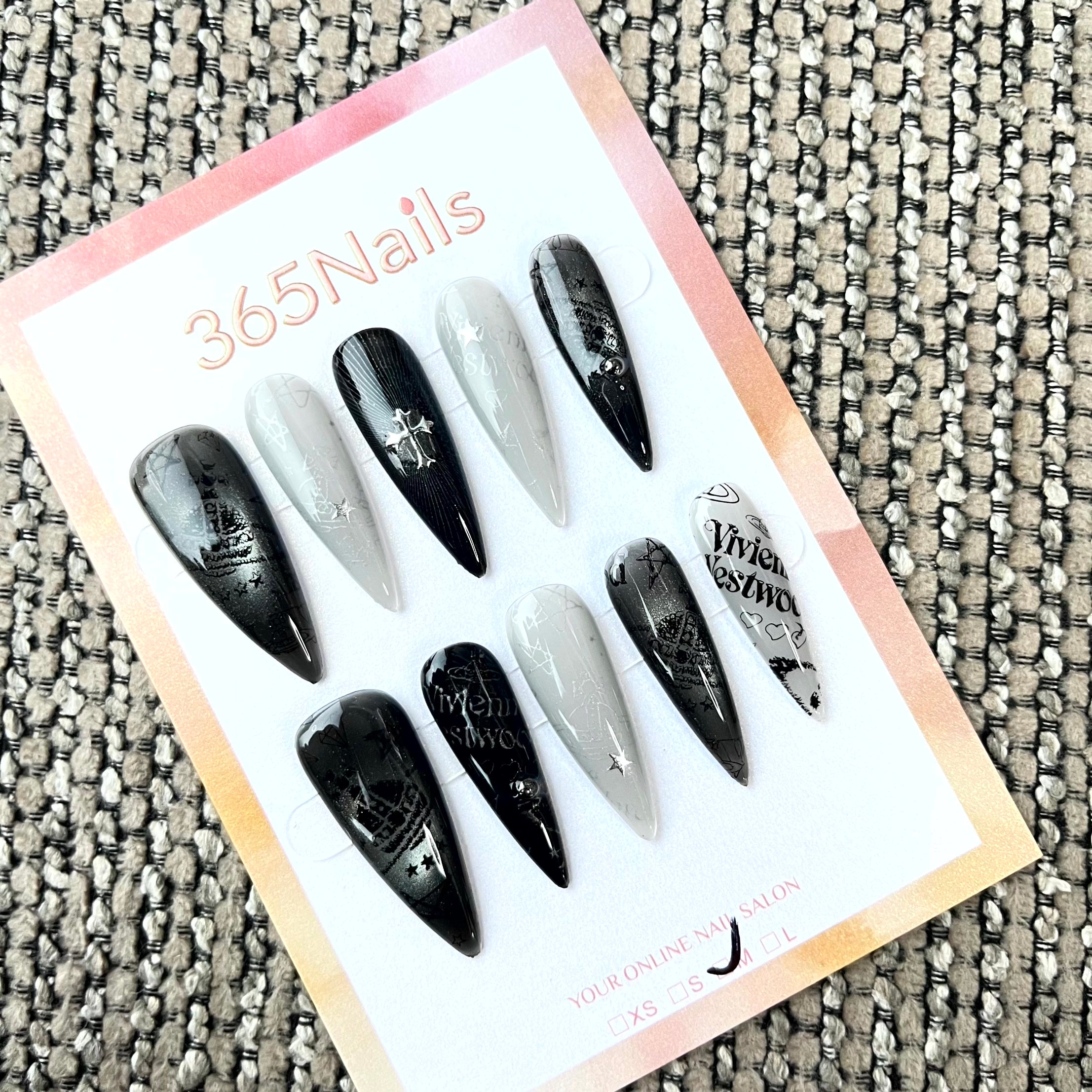 Gothic Noir: "Vivienne's Legacy" – Long Stiletto Press-on Nails