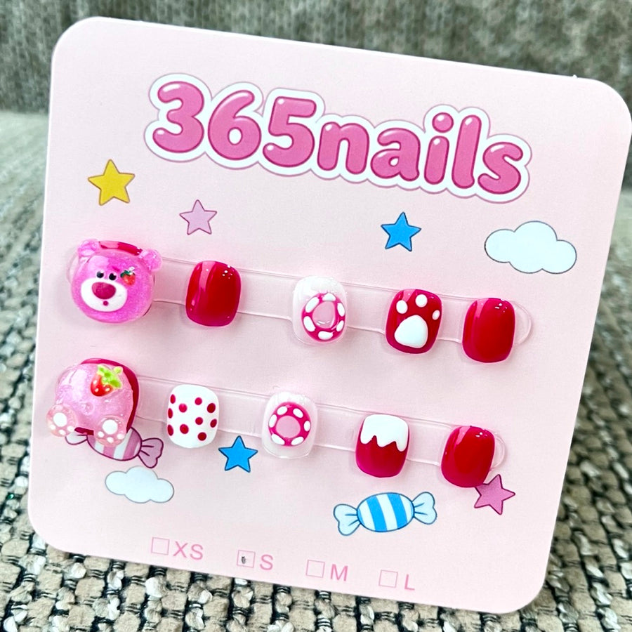 365nails: 딸기곰의 소풍 – 3D 캐릭터 수제 숏 네일