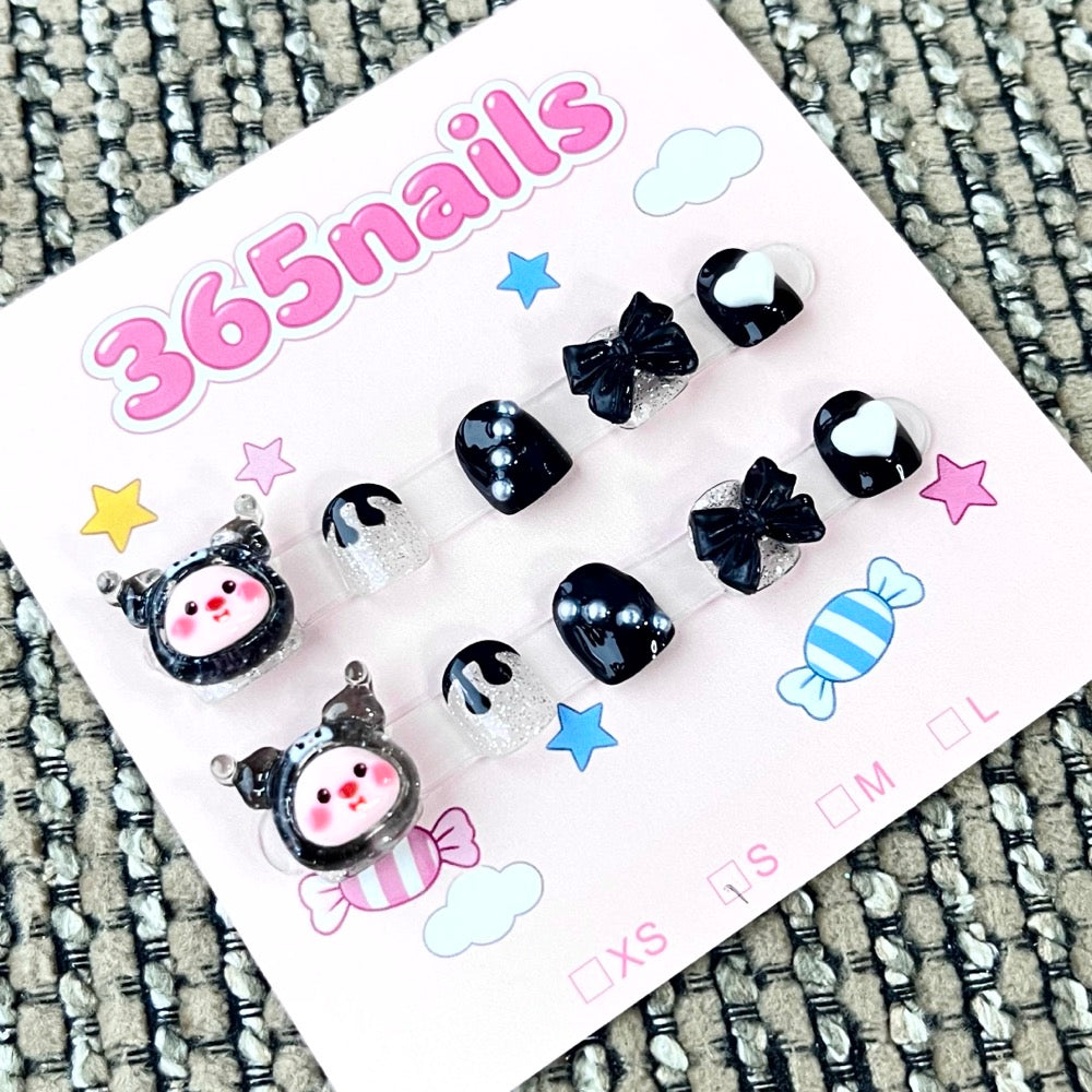 365nails: "Kuromi's Midnight Bow" – 3D Character Handmade Short Nails