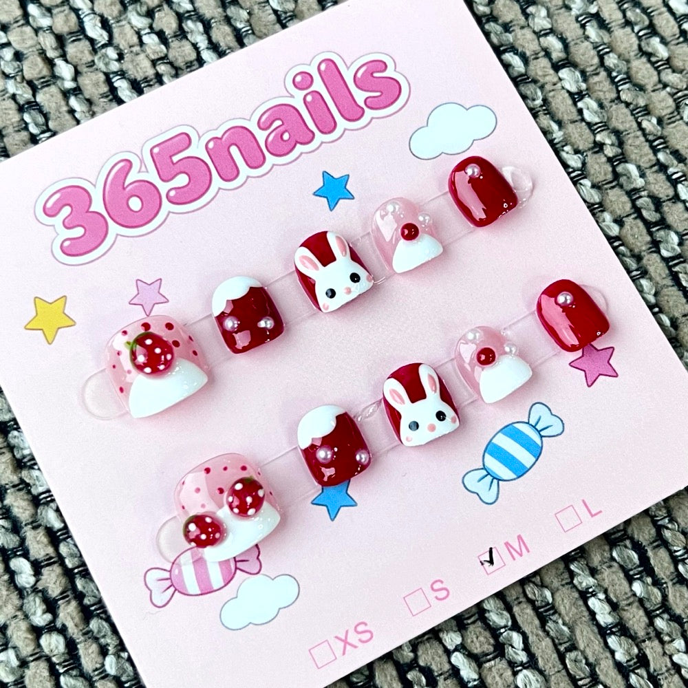 365nails: "Sweet Bunny Berry" – 3D Character Sculpture Handmade Short Square Nails