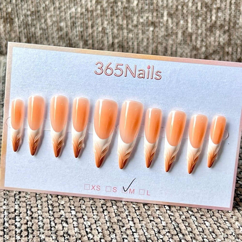 365nails: "Francesinha Âmbar com Pena" – Unhas Postiças Stiletto Artesanais