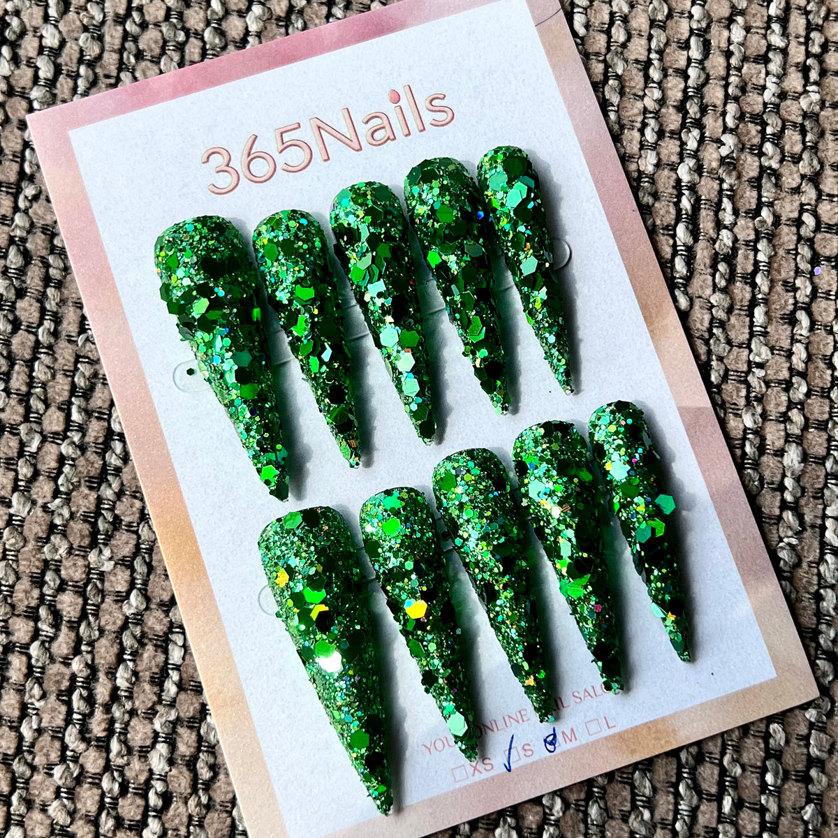 Emerald Crush - Green Chunky Glitter Stiletto Press-On Nails | Starry Glitter Series