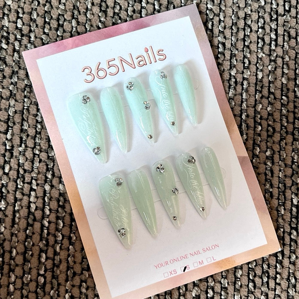 Mint Jewel - Mint Crystal Pointed Press-On Nails