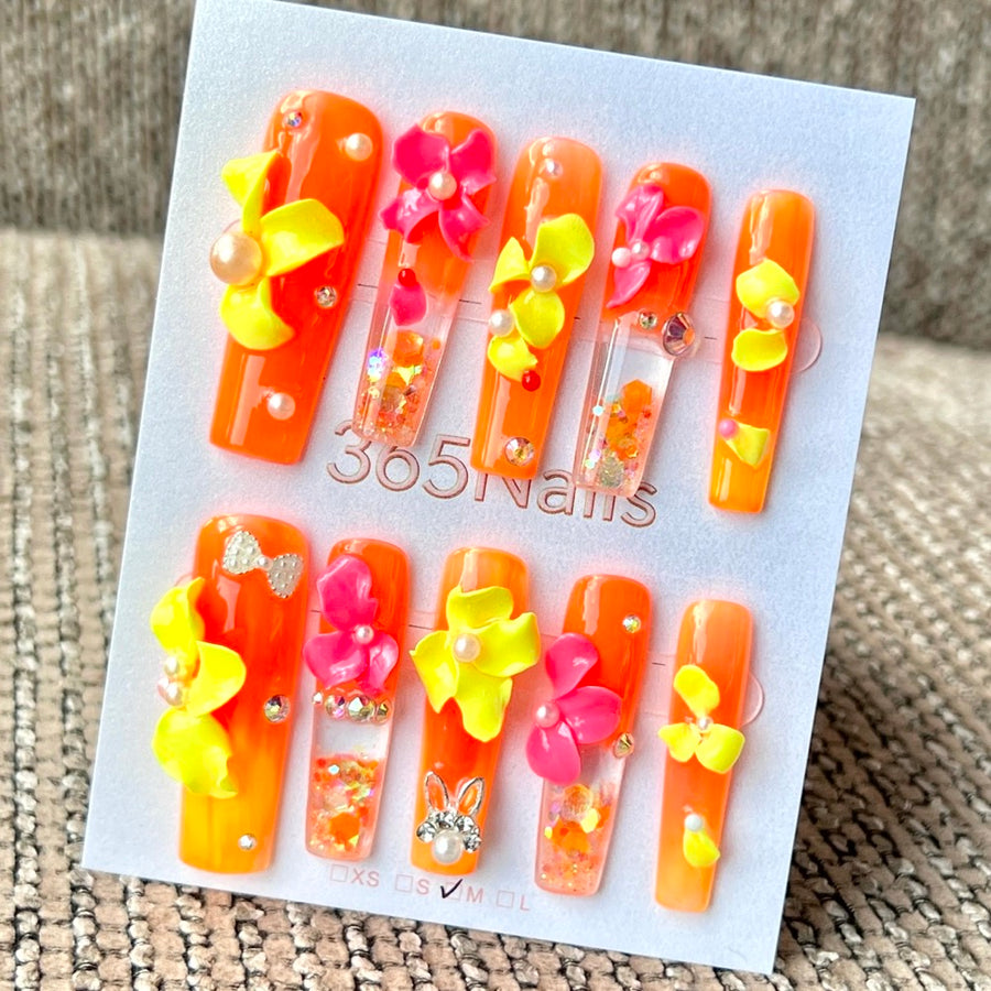 365nails: "선셋 탠저린 블룸" — 수제 리퀴드 모션 프레스온 네일 (미디엄 스퀘어형) - 4cm