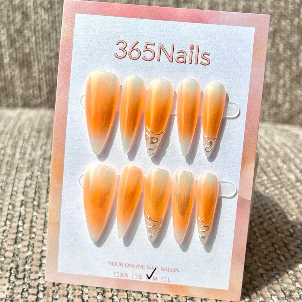365nails: 앰버 오로라 — 스틸레토형 수제 프레스온 네일
