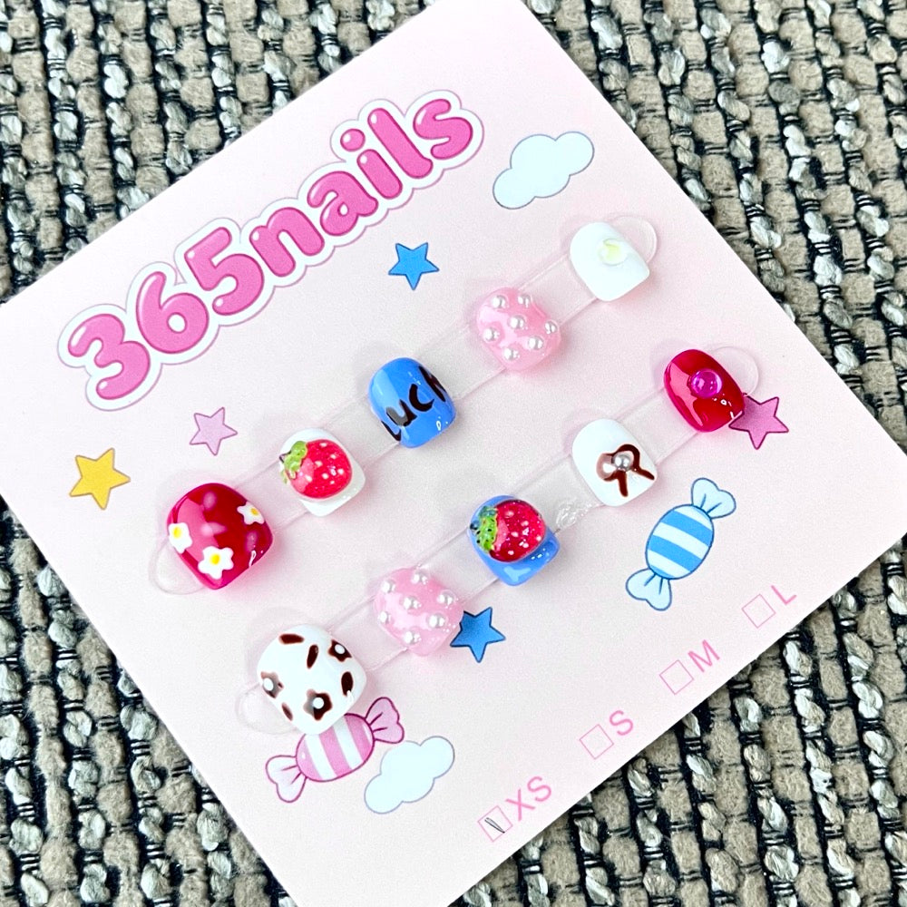 365nails: "Berry Sweet" – 3D Mix & Match Handmade Short Square Nails