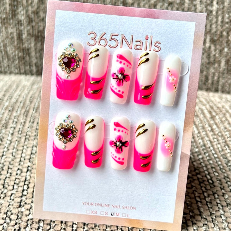 365nails: "Neon Pink Heart Bloom" – Handmade Medium Square Press-On Nails