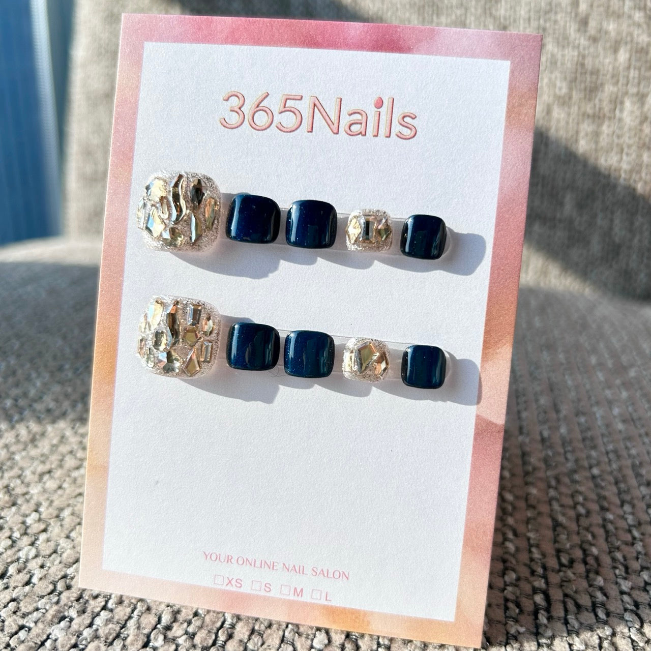 365nails: "crushed silver glass" – handmade press-on pedicure