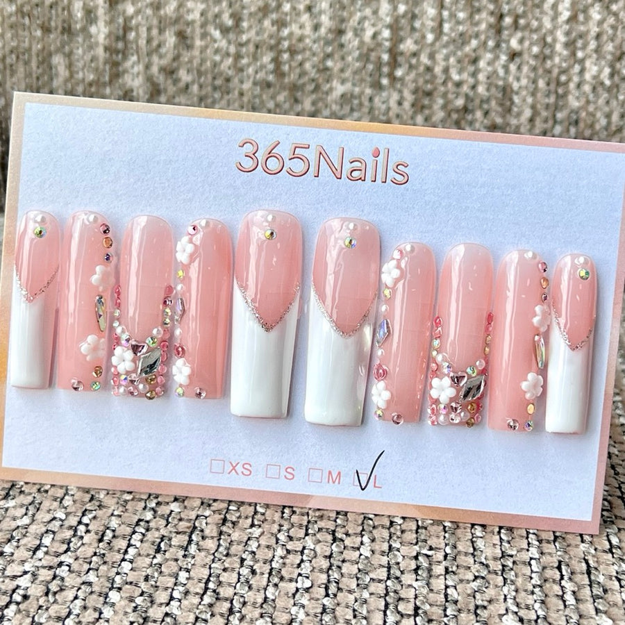 365nails : « Floraison éthérée » – ongles press-on faits main 3D, fleurs et perles — longs, forme coffin