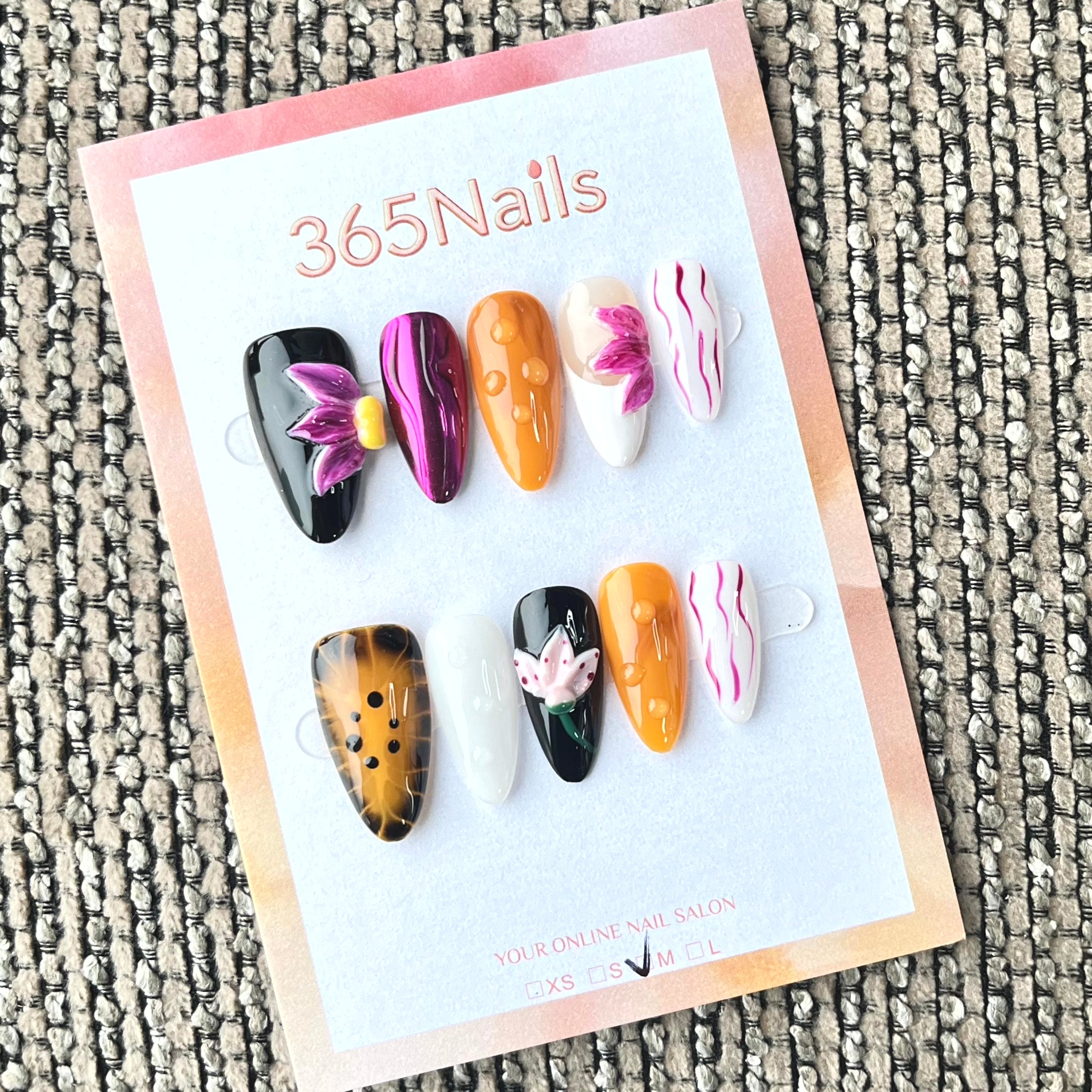 365nails: "Lótus Âmbar" – Unhas de Amêndoa Esculpidas em 3D de Flor e Casco de Tartaruga Feitas à Mão