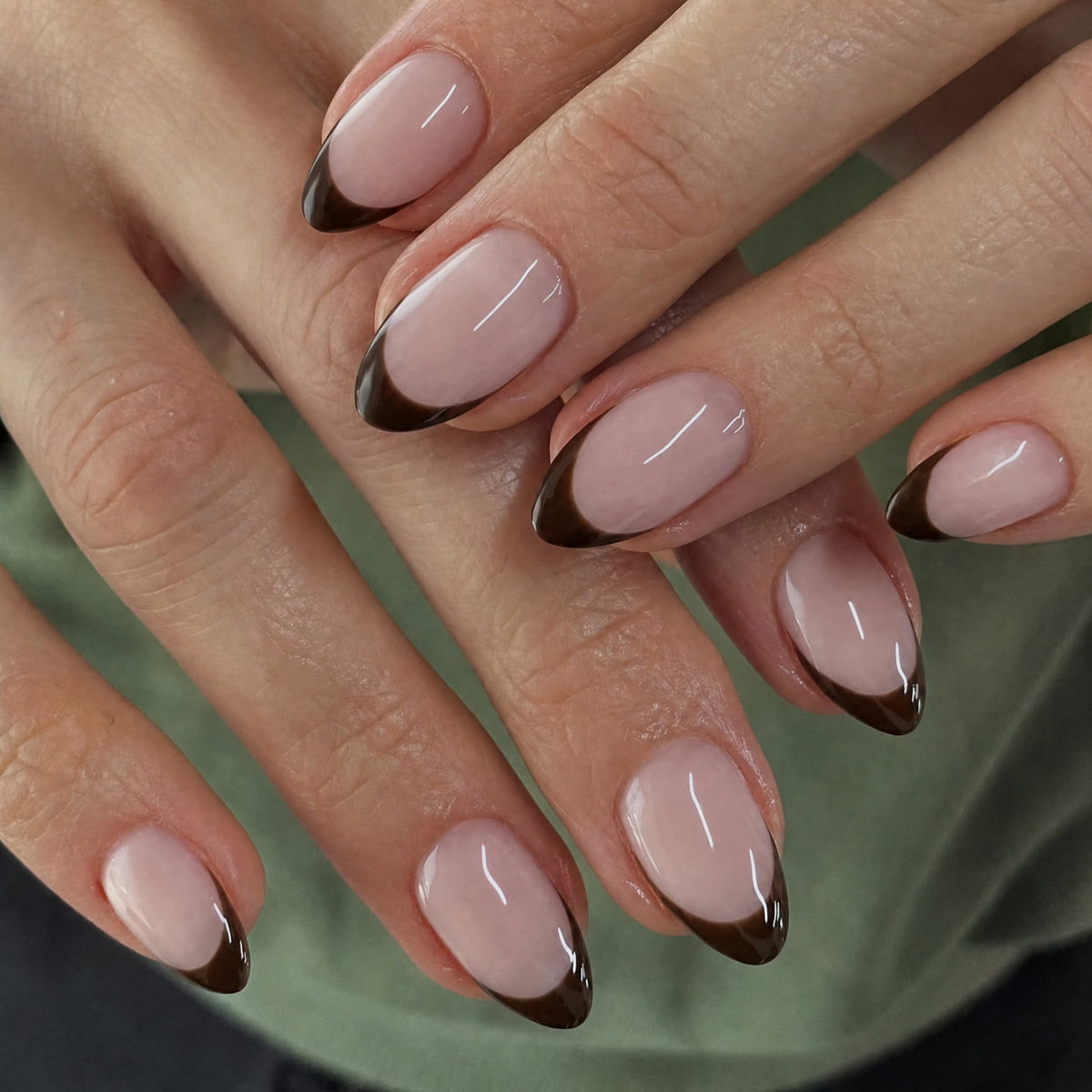 French Animal Print Glossy Brown Almond Short Press On Nails – Design 1