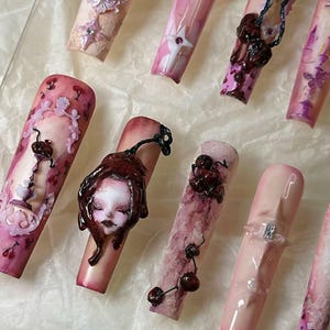 血色櫻桃哥德洋娃娃穿戴甲「血跡」 | Handartnails