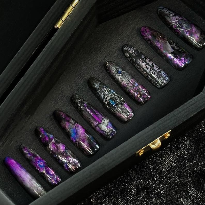 紫色哥德蝙蝠穿戴甲「蝙蝠窗」 | Handartnails