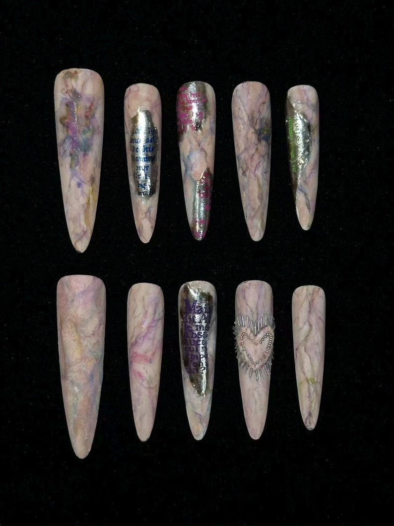 賽博朋克膚色穿戴甲 "虛擬身體" | Handartnails