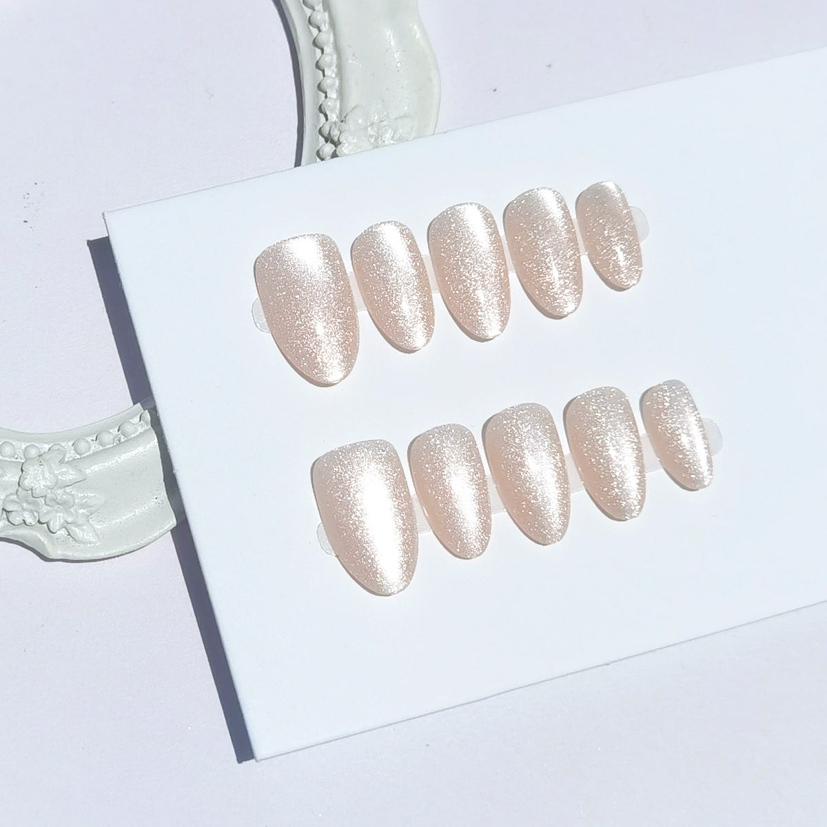 Chic Handmade Cat Eye Short Almond Press-On Nails