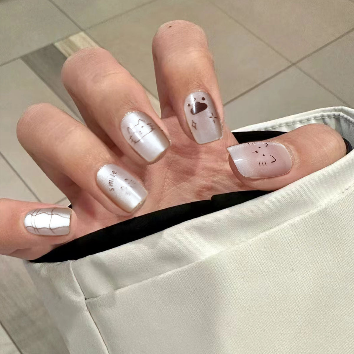 Wholesale Short Cat Eye Press-On Nail Strips - Pre-sized Bulk Tips