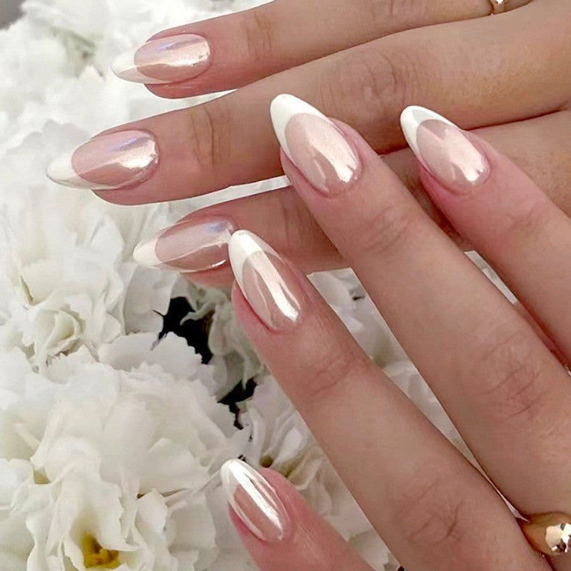 Trendy Hailey French Chrome Aura French Tip Press-On Nails